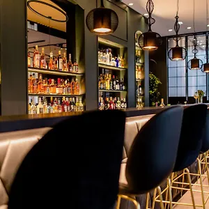One Paris-porte Doree Otel